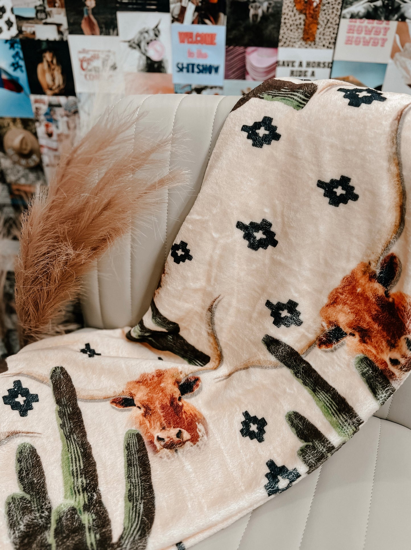 Longhorn Cactus Throw